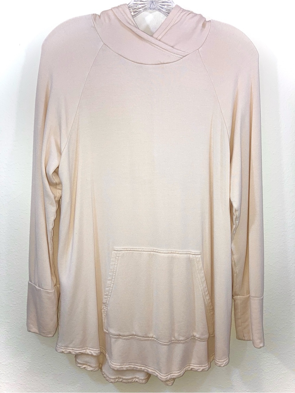 LuLaRoe Amber Hoodie Size L Solid Cream Kangaroo Pocket Pullover